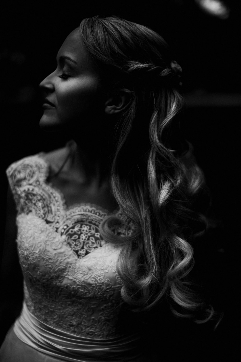 Katrina & Jeremy tie the knot at the Bean Dock