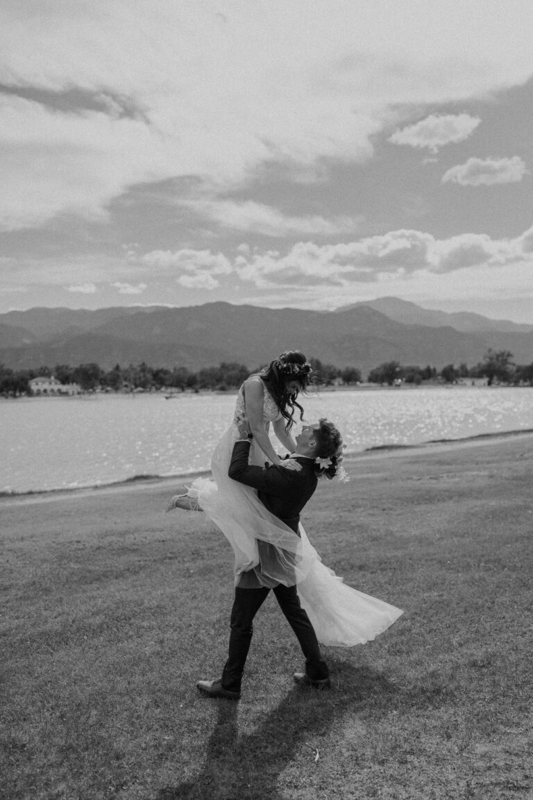 andres molina kPIF4erPLfY unsplash